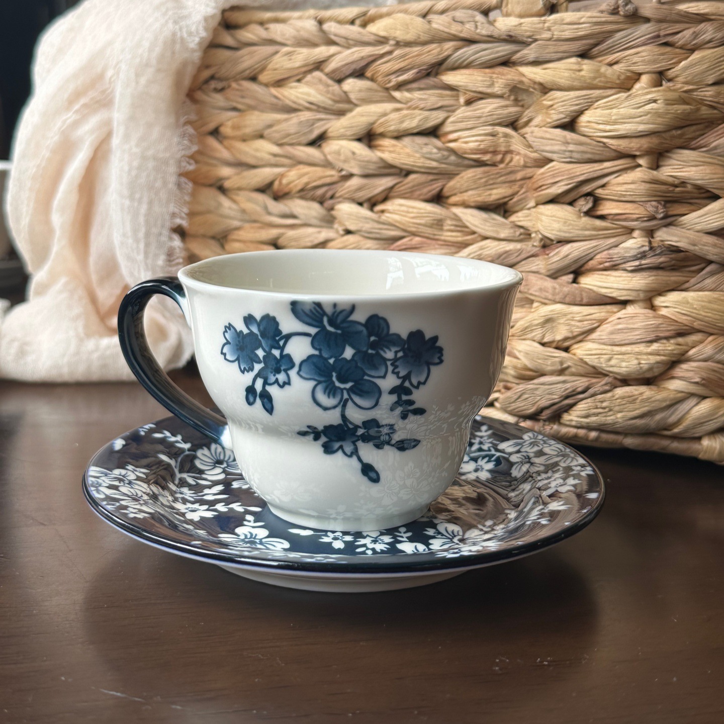 Vintage Kaffeetassen-Set mit U – Tea Coffee Set Up Bewertung und Preis